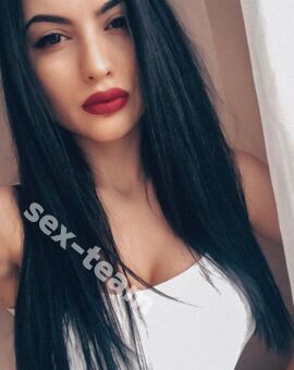 Полина