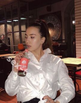 Аника