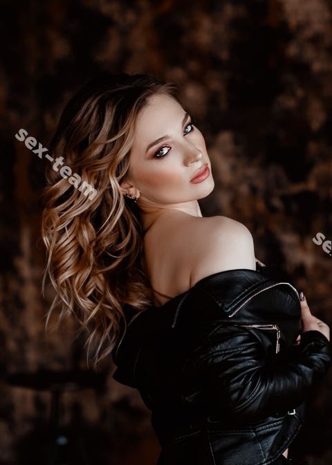 Алина