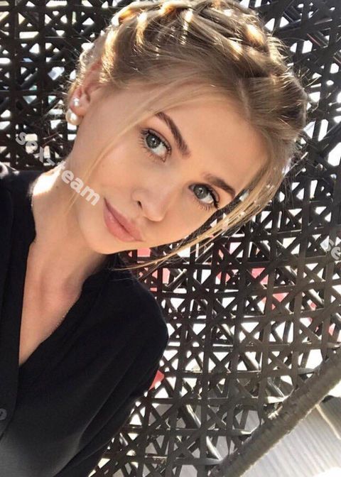 ева
