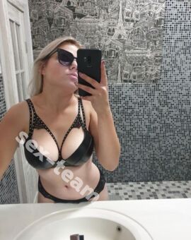 Настя