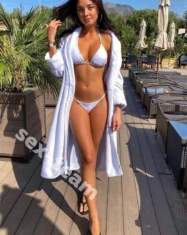 Алина