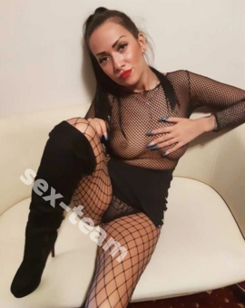 Аня