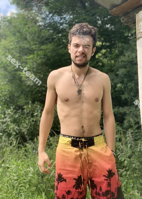 Женя