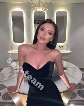 Алина