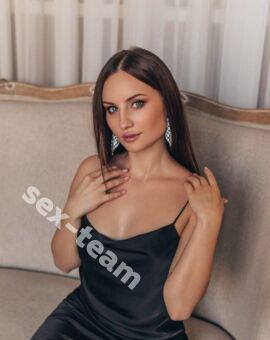 Аня