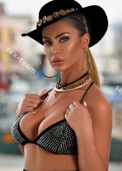 Алина