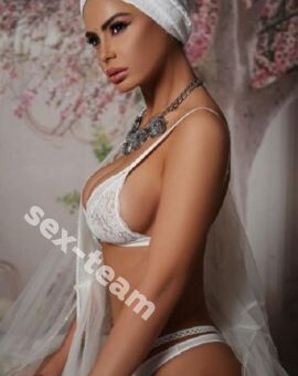Алина